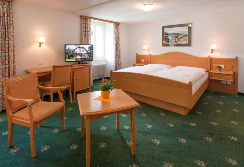 带2个卧室的公寓, Portjengrat