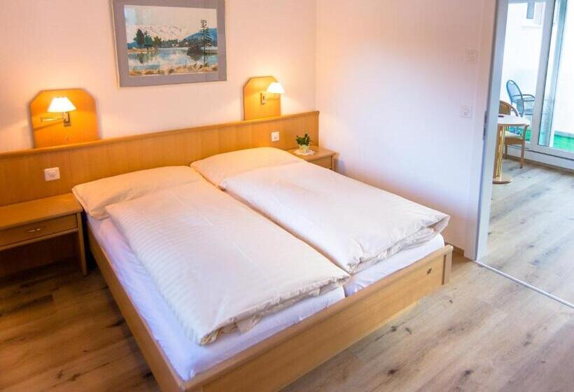 带2个卧室的公寓, Portjengrat