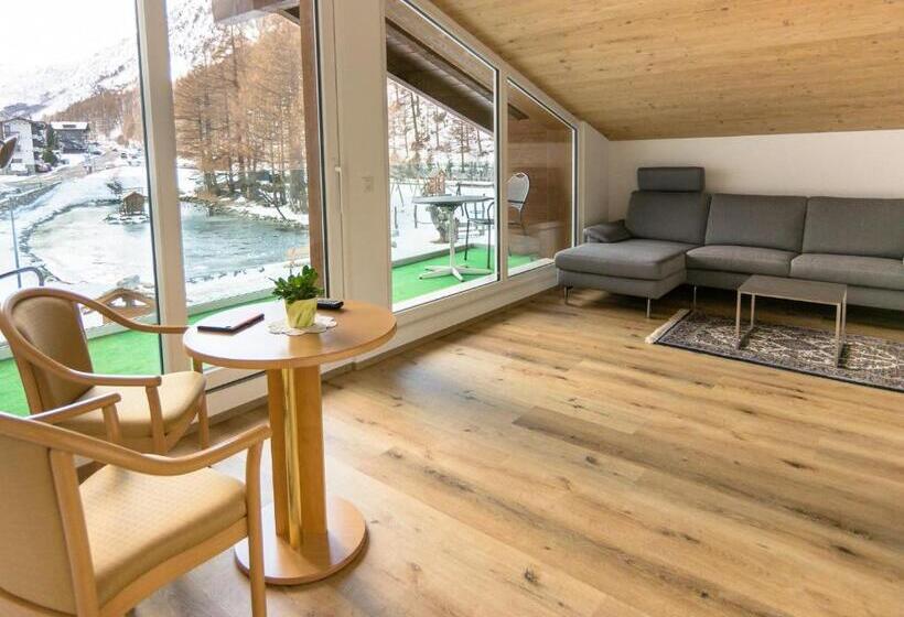 带2个卧室的公寓, Portjengrat