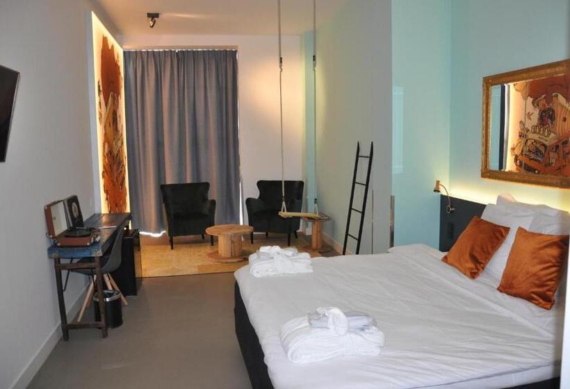 スーペリアールーム, Rauw Aan De Kade