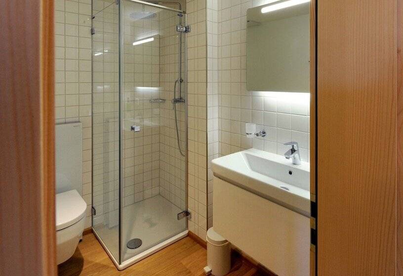 수피리어 룸, Sternen