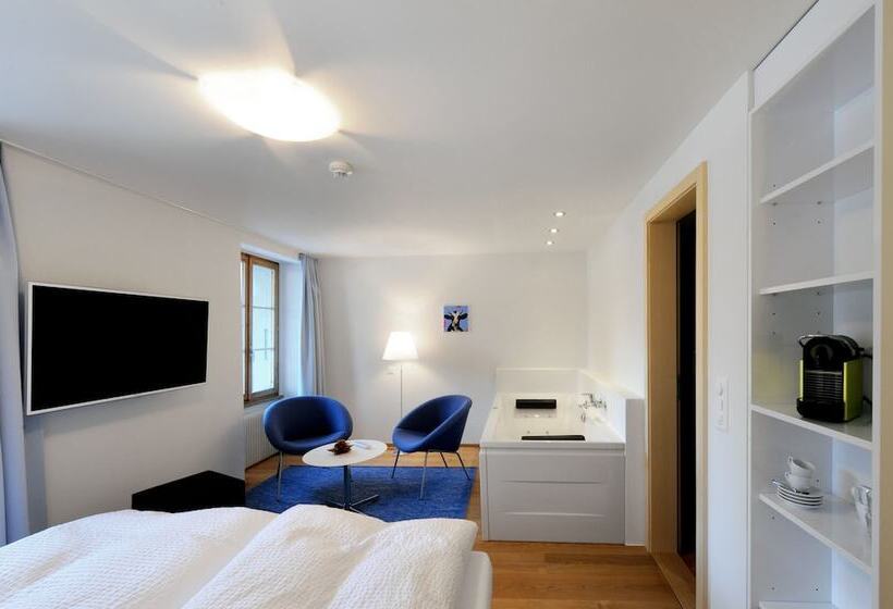 주니어 스위트, Sternen