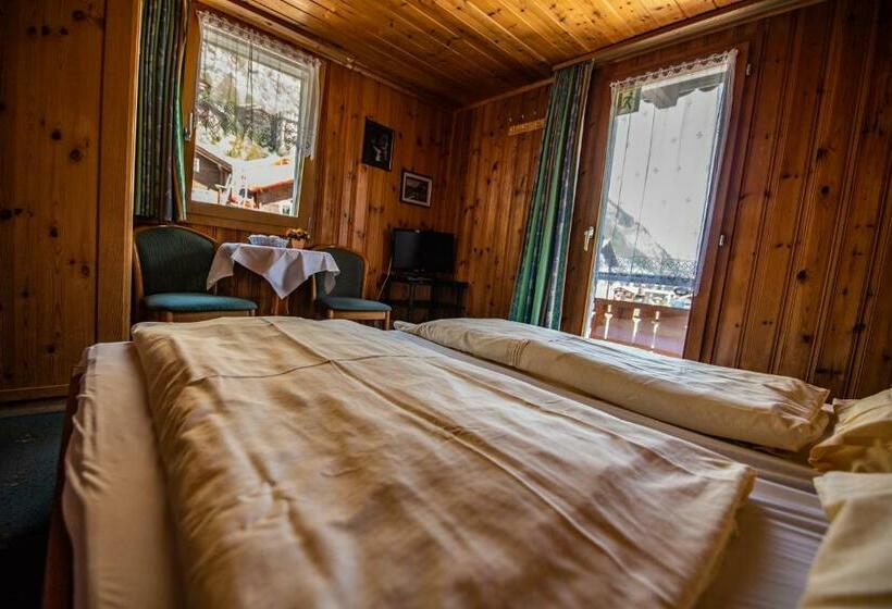 バス共有のスタンダードルーム, Weisshorn