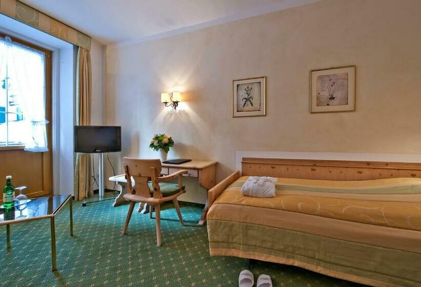 غرفة قياسية فردية, Parkhotel Margna Superior