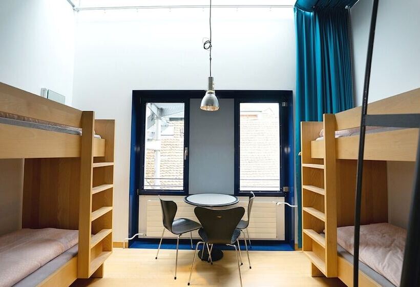 スタンダードシングルルーム, Solothurn Youth Hostel