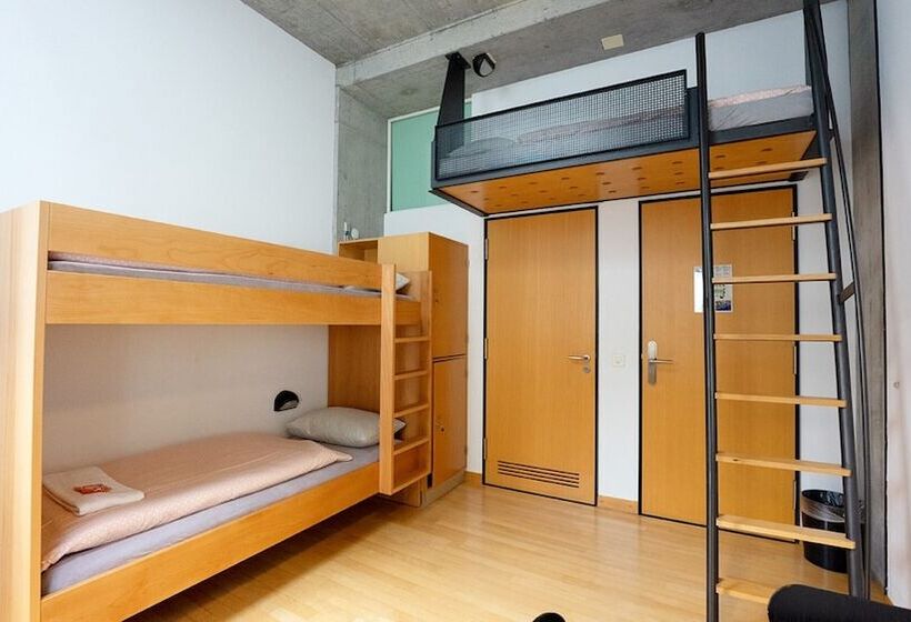 スタンダードシングルルーム, Solothurn Youth Hostel