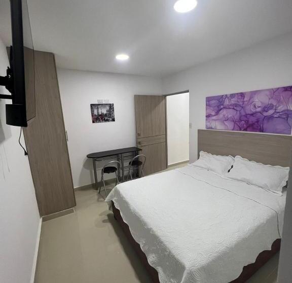 דירת חדר, Wanderlust