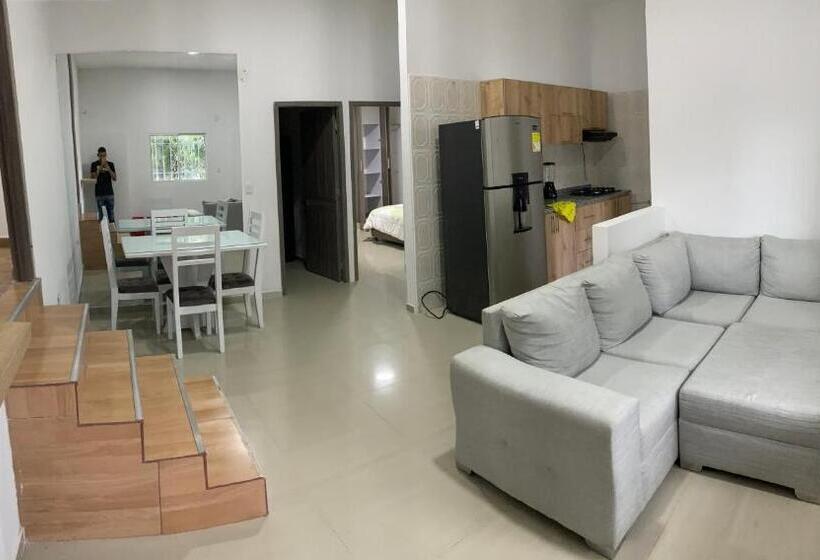 דירת חדר, Wanderlust