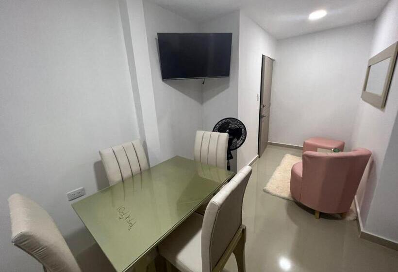 דירת חדר, Wanderlust