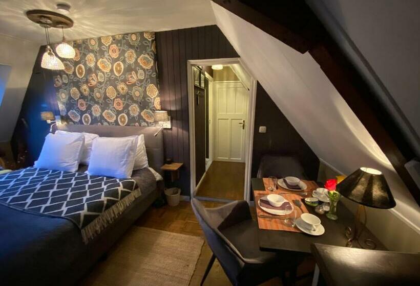 غرفة ديلوكس مزودة بشرفة, Agapanthus Bed And Breakfast