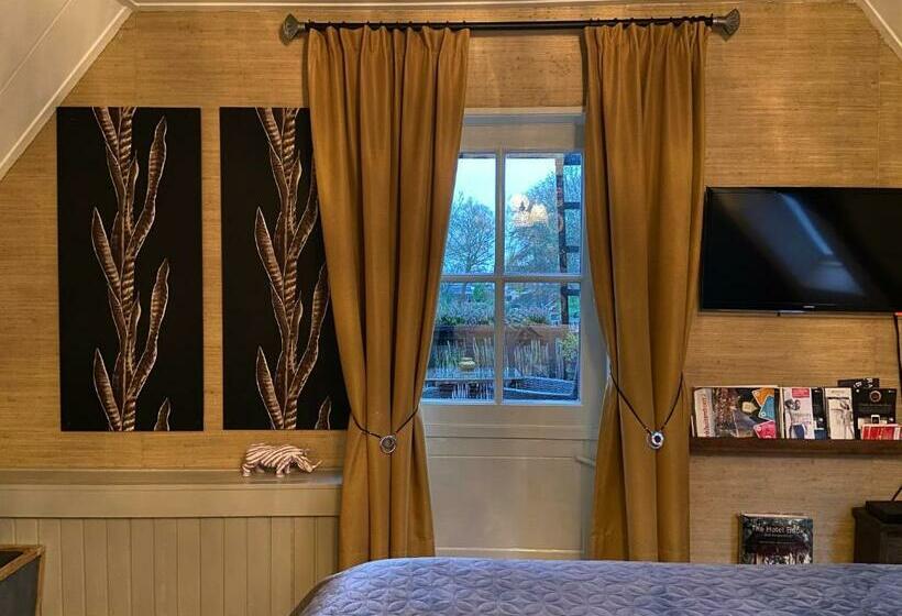 غرفة ديلوكس مزودة بشرفة, Agapanthus Bed And Breakfast