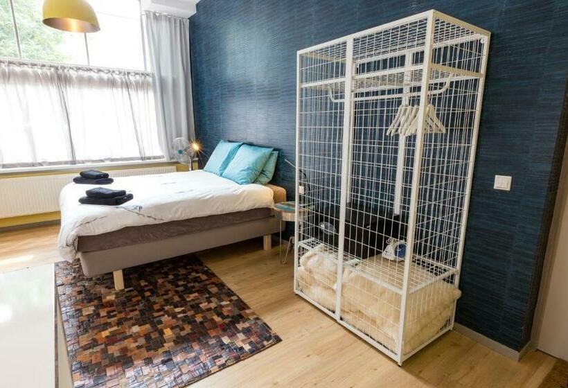 デラックスルーム, Amsterdam House Of Arts & Crafts