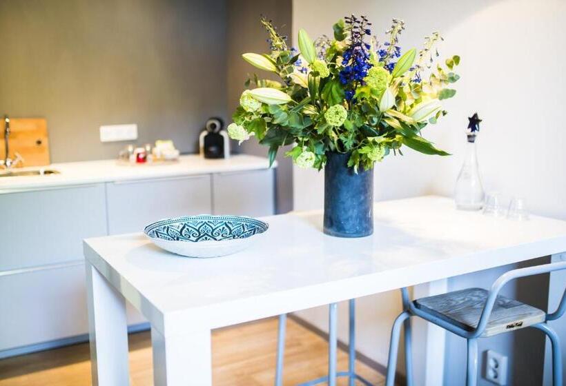 デラックスルーム, Amsterdam House Of Arts & Crafts