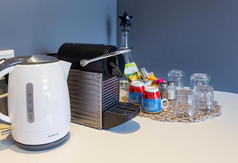 デラックスルーム, Amsterdam House Of Arts & Crafts