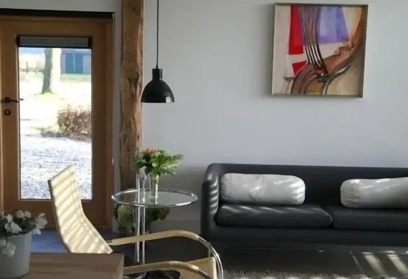 Deluxe-sviitti, De Vijf Suites