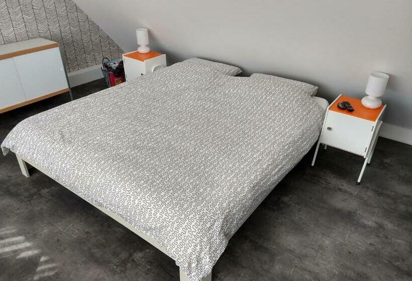 スタンダードルーム, Hoogland Aan Zee