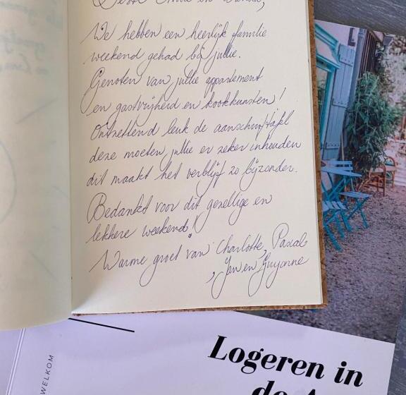 Дом 1 Спальня, In De Aap   Appartementen & Guesthouse