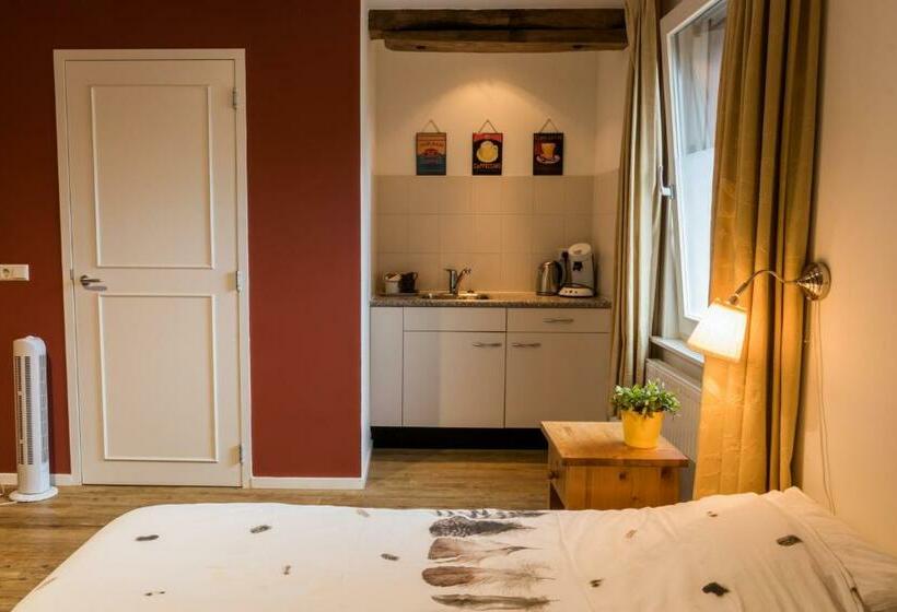 اتاق استاندارد, T Brouwershuis