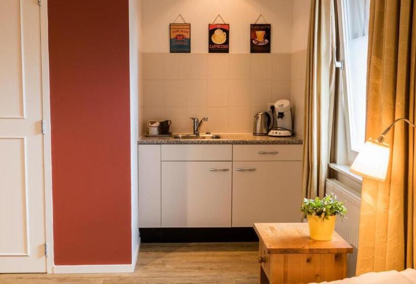 اتاق استاندارد, T Brouwershuis