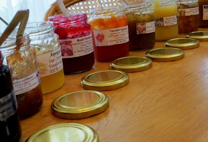 اتاق استاندارد سه تخته با سرویس بهداشتی مشترک, Bed & Breakfast  Het Oude Nest