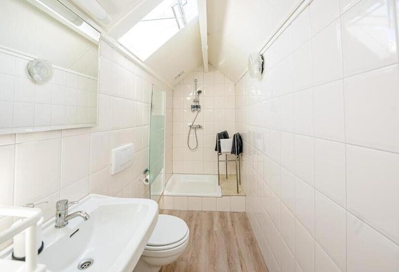 חדר סטנדרט לשלושה, Bed & Breakfast Ohé En Laak