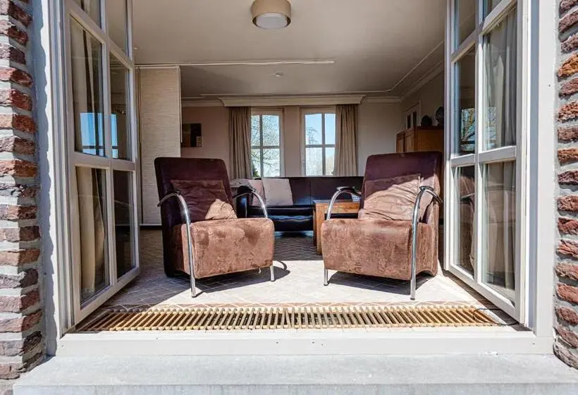 Huoneisto 1 Makuuhuone Pohjakerros, Bed & Breakfast Ohé En Laak