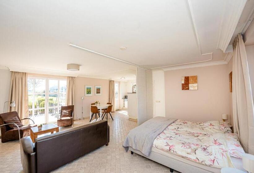 דירת חדר בקומת קרקע, Bed & Breakfast Ohé En Laak