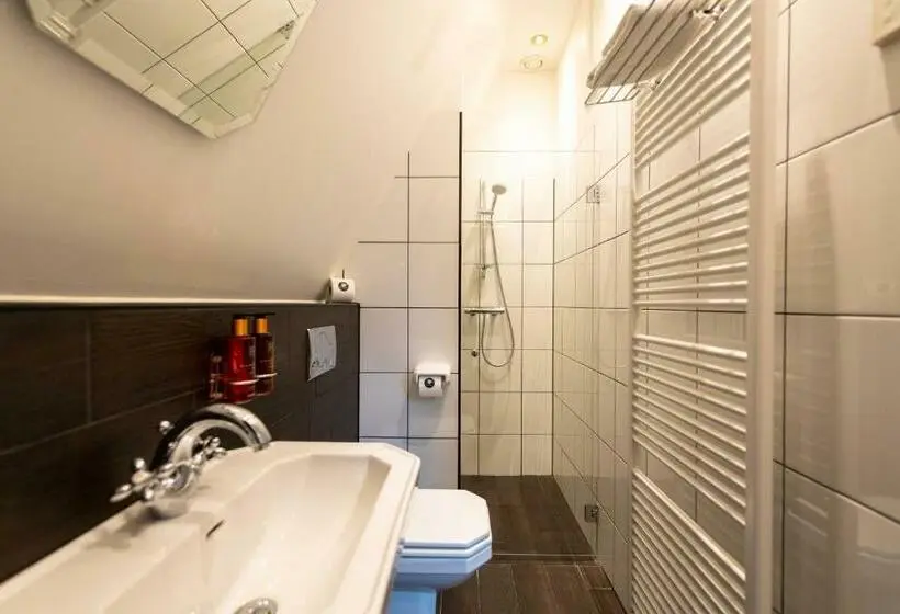 ベーシックルーム, Grand Boutique Hotel Restaurant Huis Vermeer