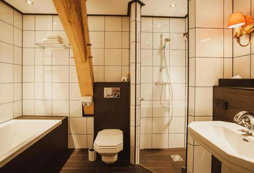 ベーシックルーム, Grand Boutique Hotel Restaurant Huis Vermeer