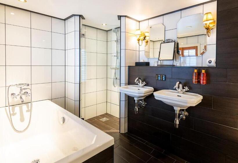 4인용 스탠다드 룸, Grand Boutique Hotel Restaurant Huis Vermeer