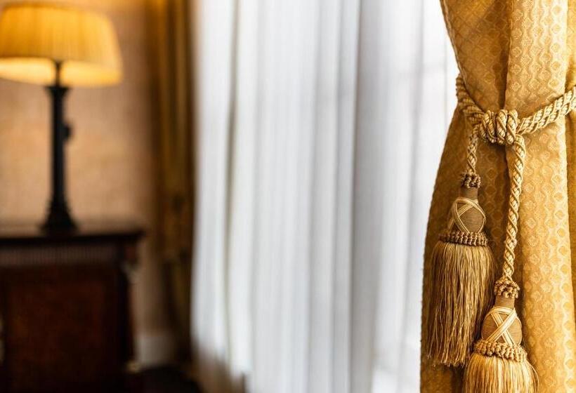 4인용 스탠다드 룸, Grand Boutique Hotel Restaurant Huis Vermeer