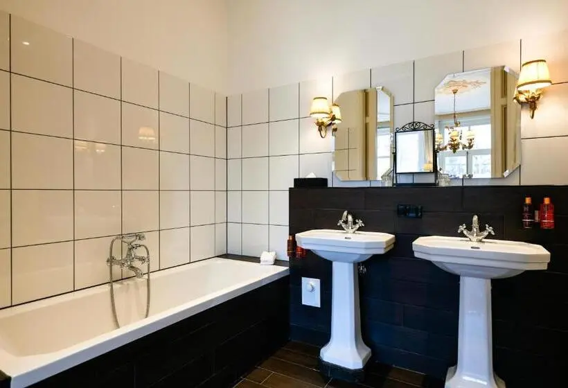 スイート, Grand Boutique Hotel Restaurant Huis Vermeer