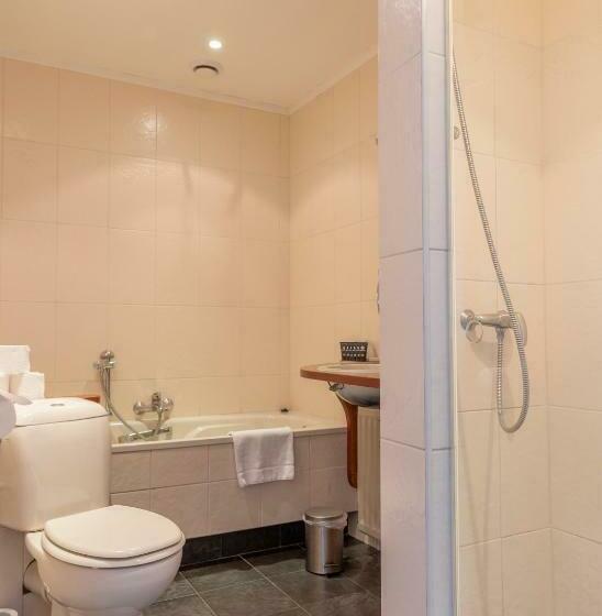 Семейный Номер, Anna Casparii