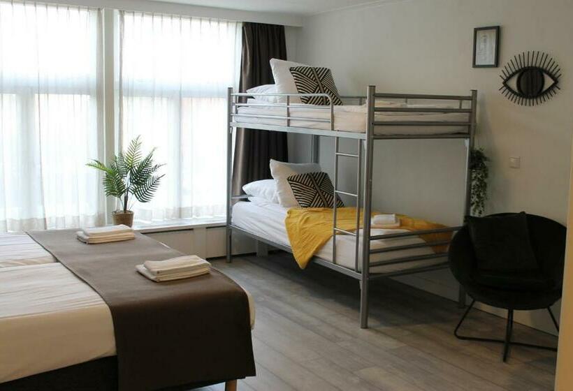 Семейный Номер, Anna Casparii