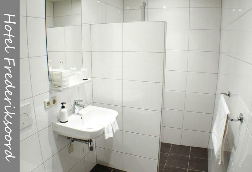 Standard-huone, Frederiksoord