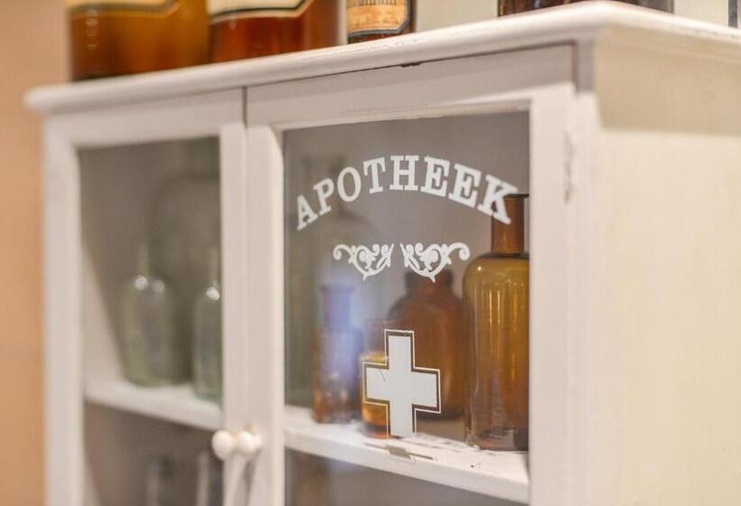 Standard-huone, Frederiksoord