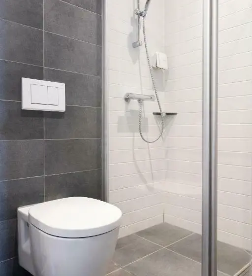 Standard Kolmen Hengen Huone, Hulsman