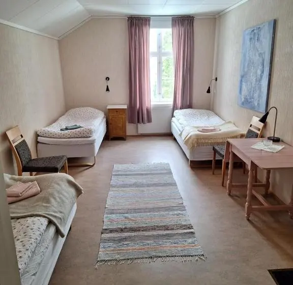Standard Kolmen Hengen Huone, Hurdal Gjestegård