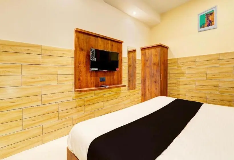 اتاق کلاسیک سه تخته, Super Hotel O Kalpna Inn