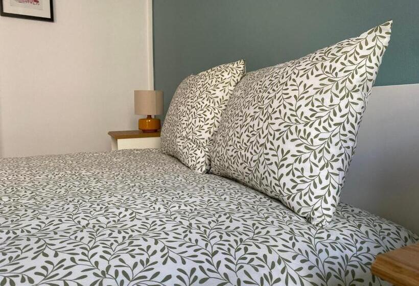 اتاق استاندارد با بالکن, Terrace House