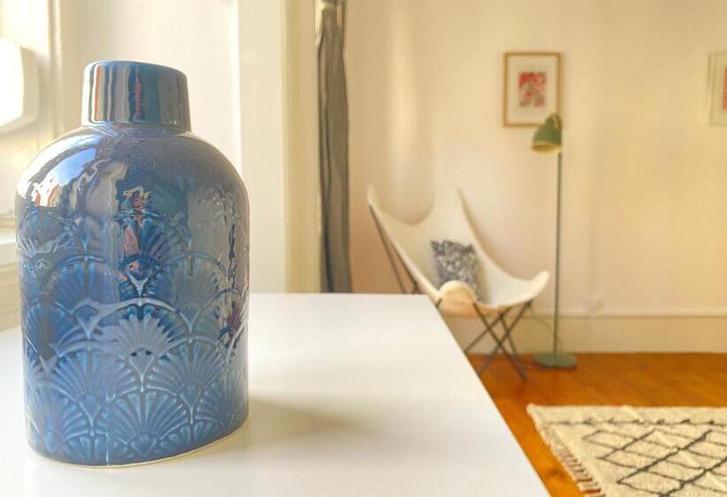 اتاق استاندارد با بالکن, Terrace House