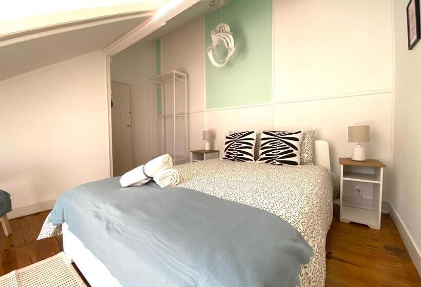 اتاق استاندارد اینتریور, Terrace House