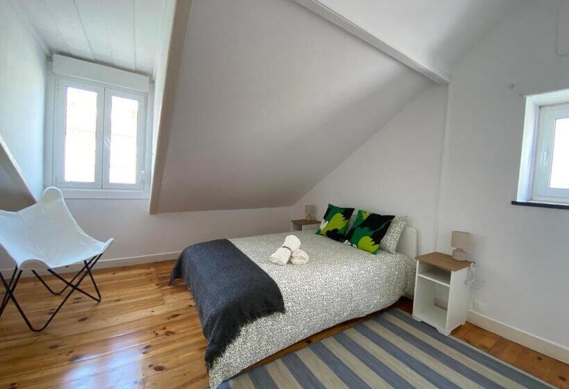 اتاق استاندارد, Terrace House