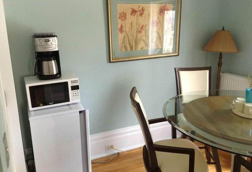 스탠다드 룸, Le 100 St Laurent