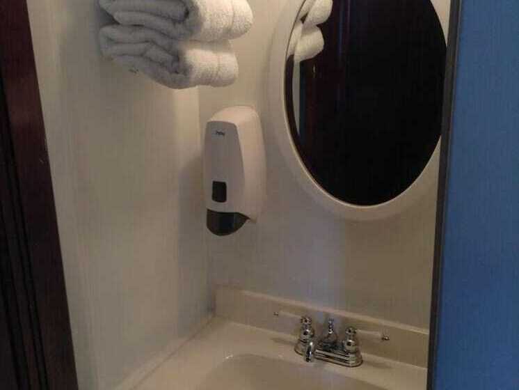 스탠다드 룸, Le 100 St Laurent