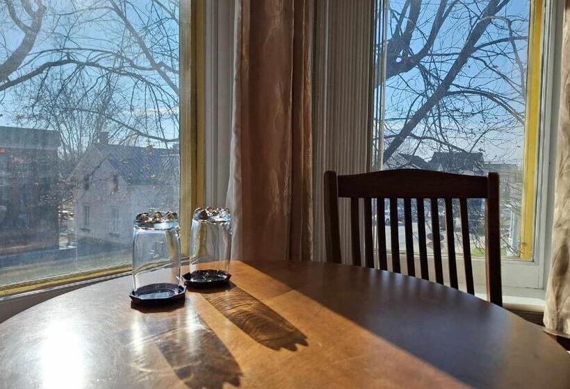 스탠다드 룸, Le 100 St Laurent