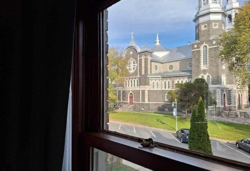 패밀리 룸, Le 100 St Laurent