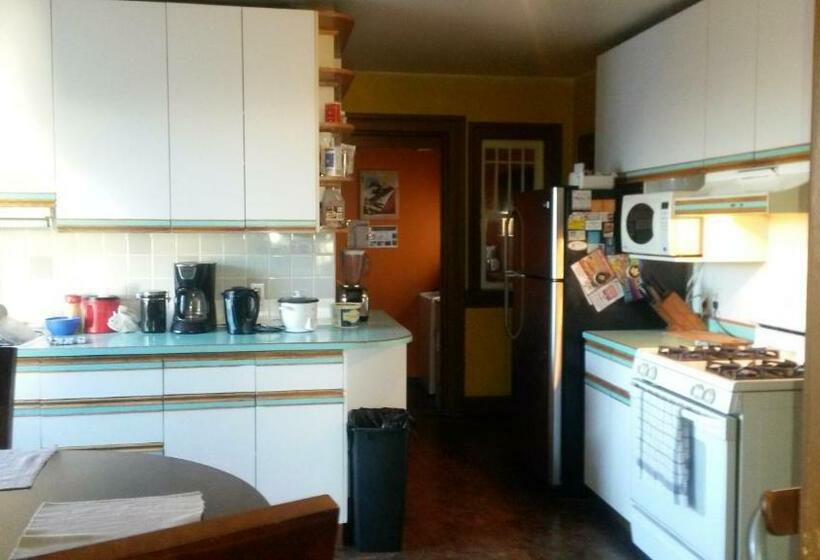 이코노미 싱글 룸, Nisku Guest House
