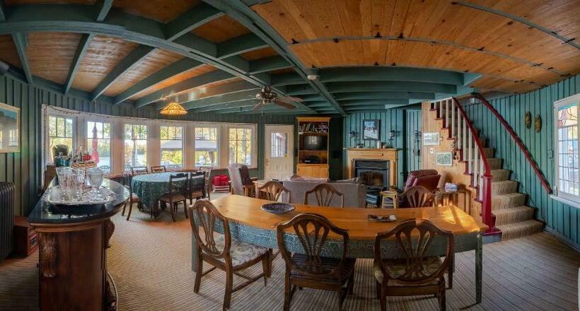 جناح 3 غرف نوم, Windswept On The Trent