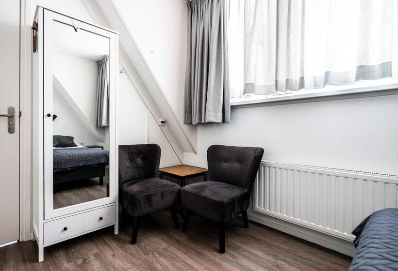 Кровать в Общей Комнате, Duinhotel Haga